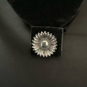 Sunflower ring